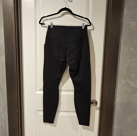 Nike Universa High Waist Leggings - Picture 2 of 2